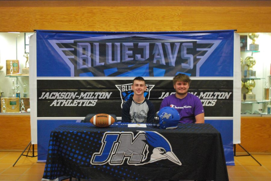 JM Students, Evans-Petkosek and Gross, to play football at Hiram College