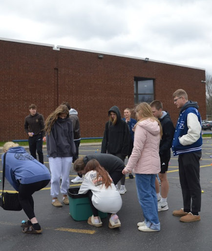 Key Club was “Egg-cited” to hold annual hunt